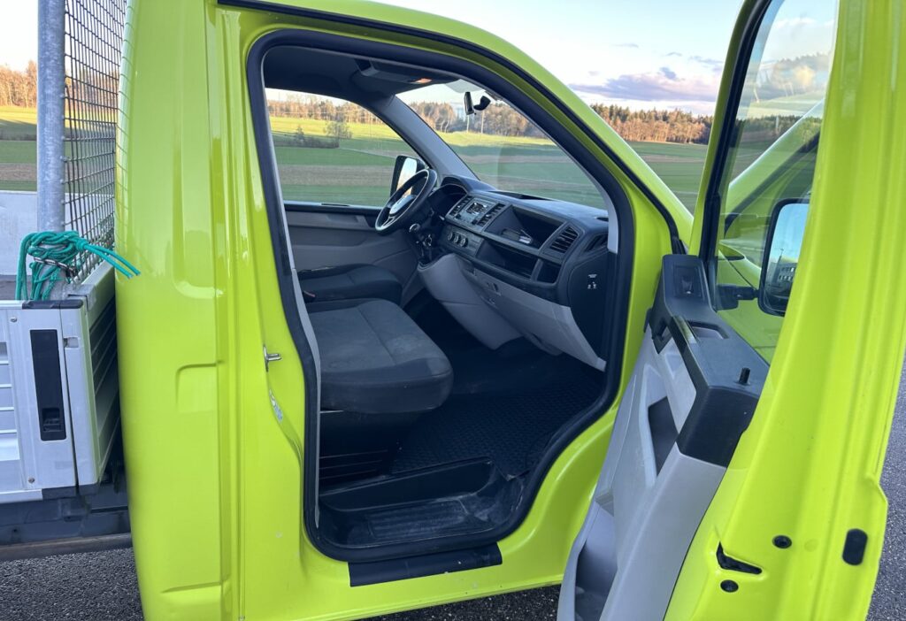 (D) 2018 VW T6 Transporter Brücke