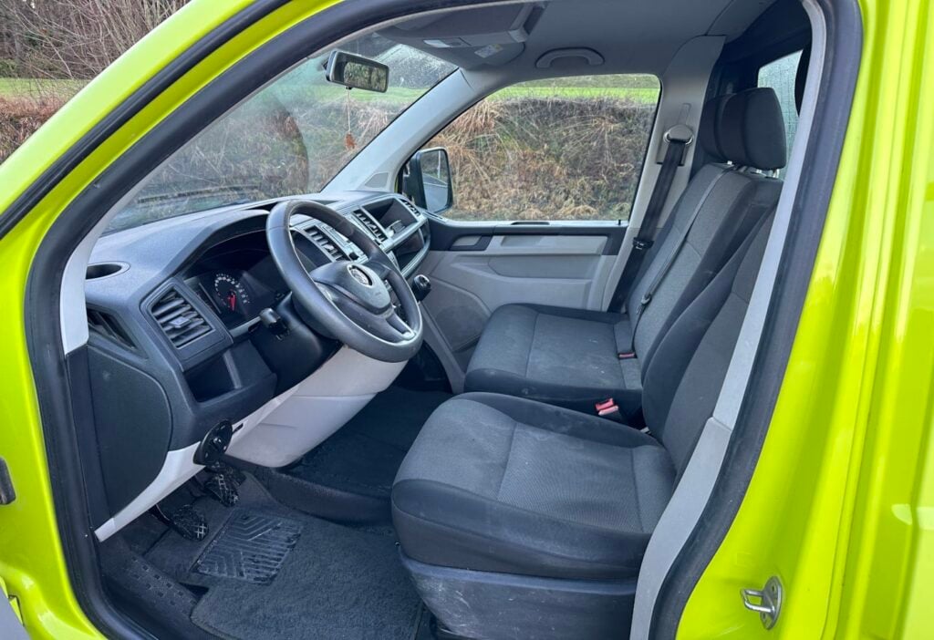 2017 VW T6 Transporter Brücke