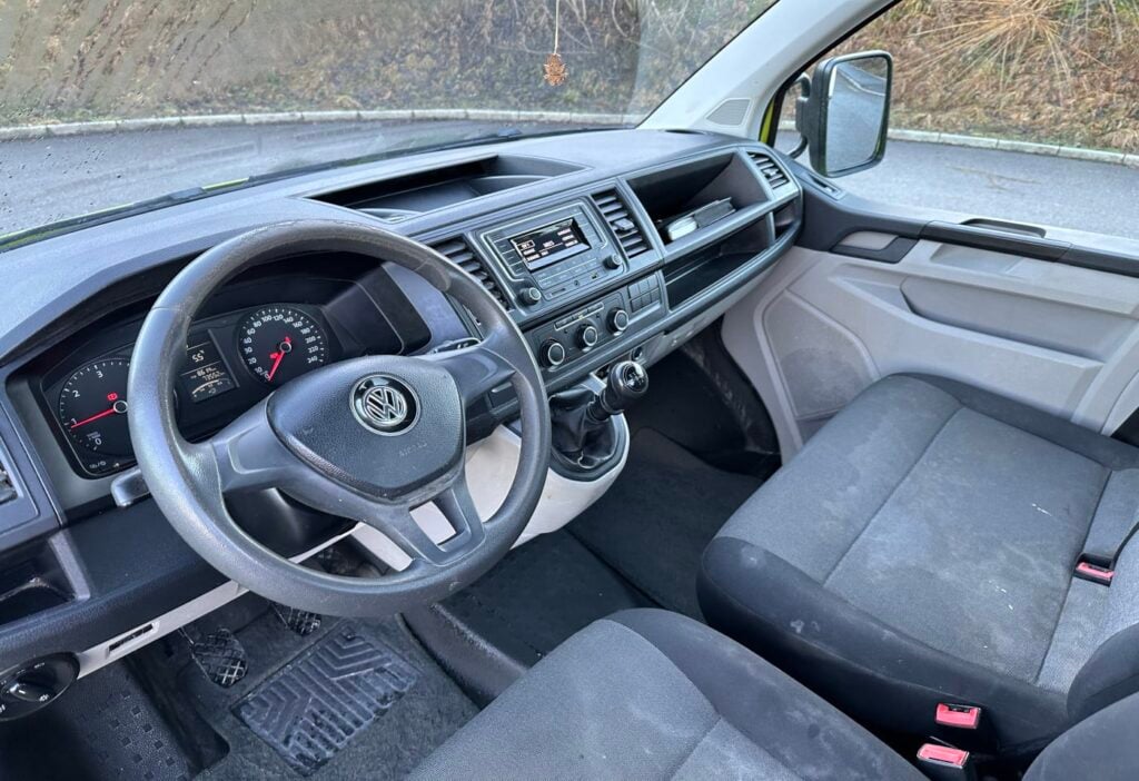 2017 VW T6 Transporter Brücke