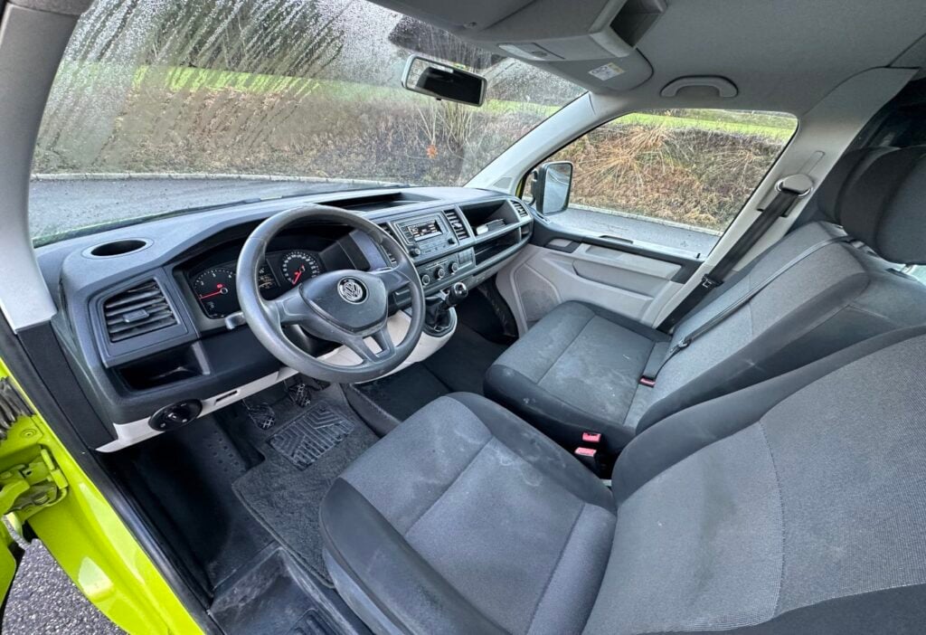 2017 VW T6 Transporter Brücke