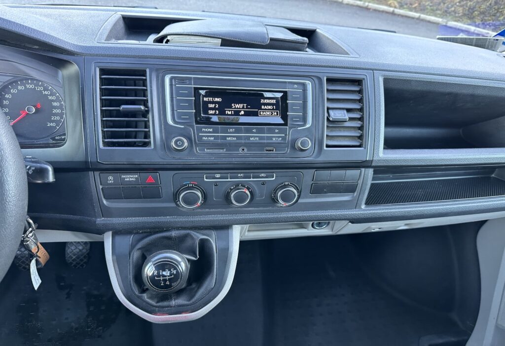 2017 VW T6 Transporter Brücke