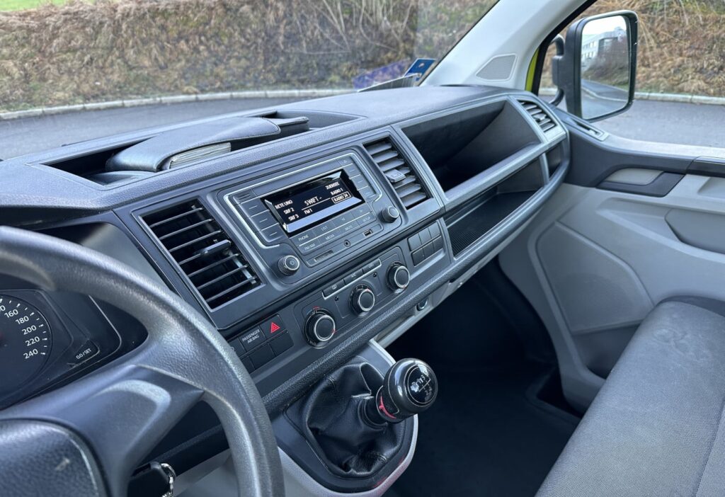 2017 VW T6 Transporter Brücke