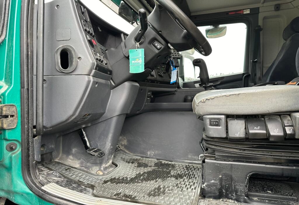 2012 Scania G440 LB 8x4 Betonmischer mit Förderband