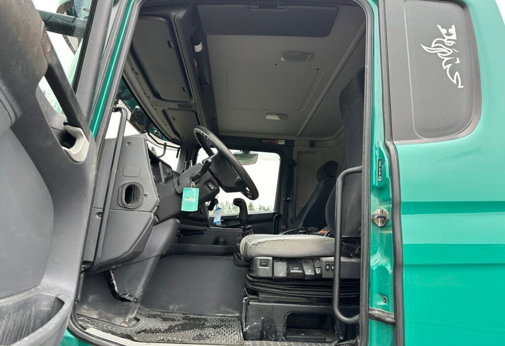 2012 Scania G440 LB 8x4 Betonmischer mit Förderband