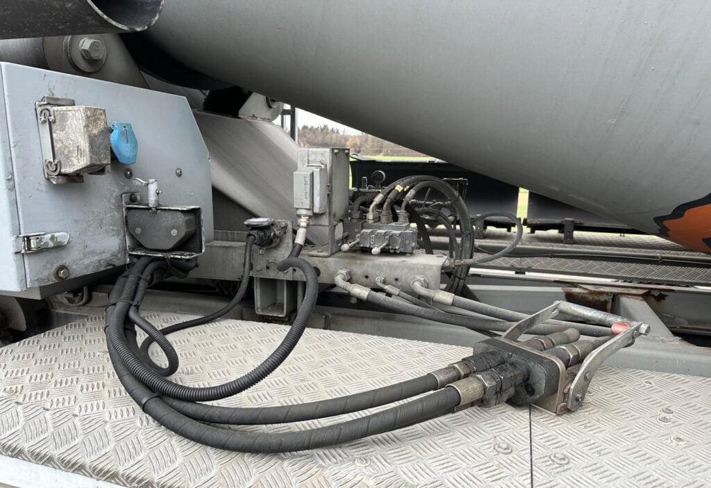 2012 Scania G440 LB 8x4 Betonmischer mit Förderband