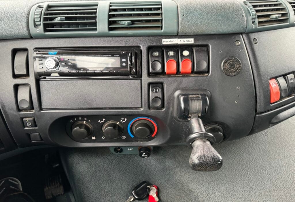 2002 DAF CF85.480 6x4 Holzkran