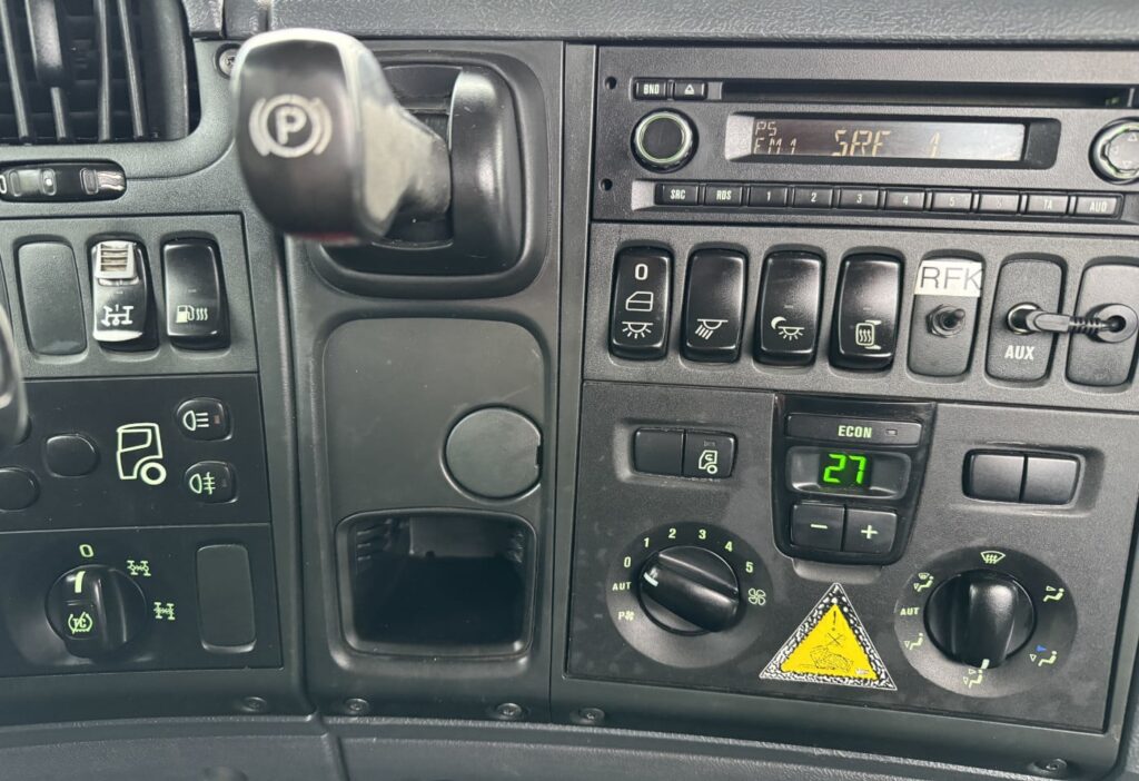 (D) 2013 Scania G440 8x4 Haken