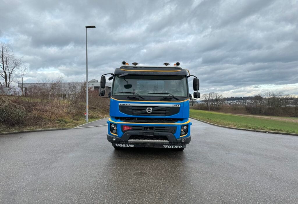 2011 Volvo FMX-460 8x4R Betonmischer