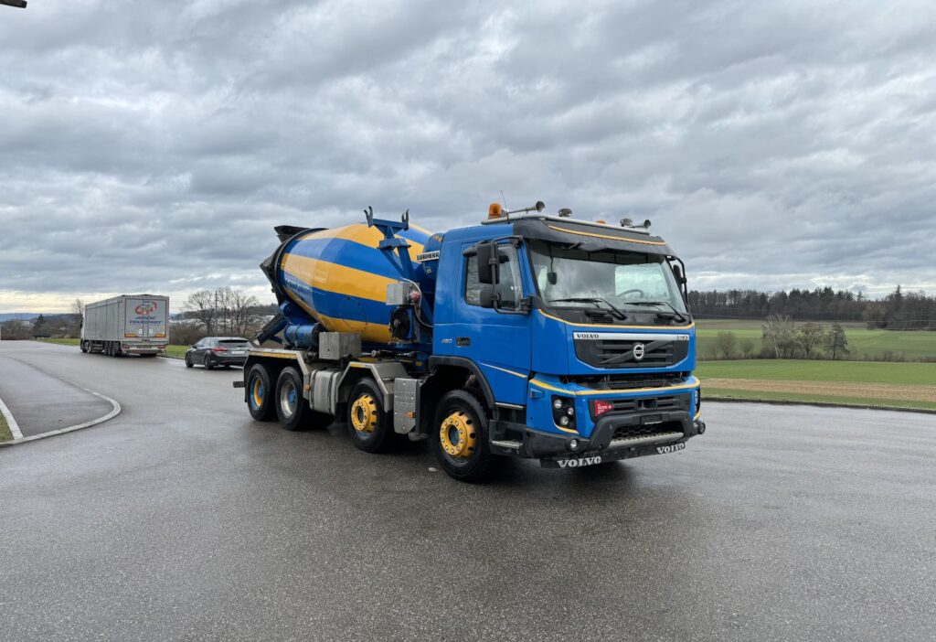 2011 Volvo FMX-460 8x4R Betonmischer