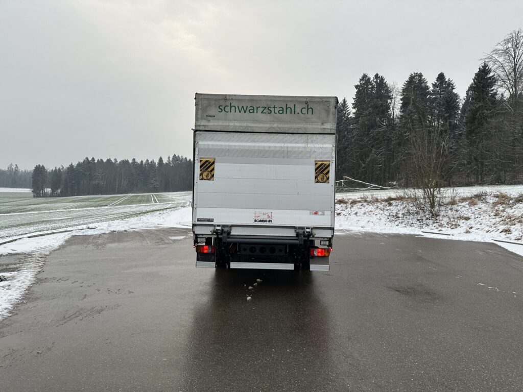 2009 MAN TGL 8.220 4x2 Blache / HB
