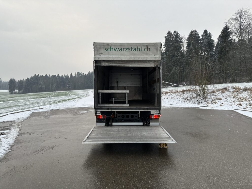 2009 MAN TGL 8.220 4x2 Blache / HB