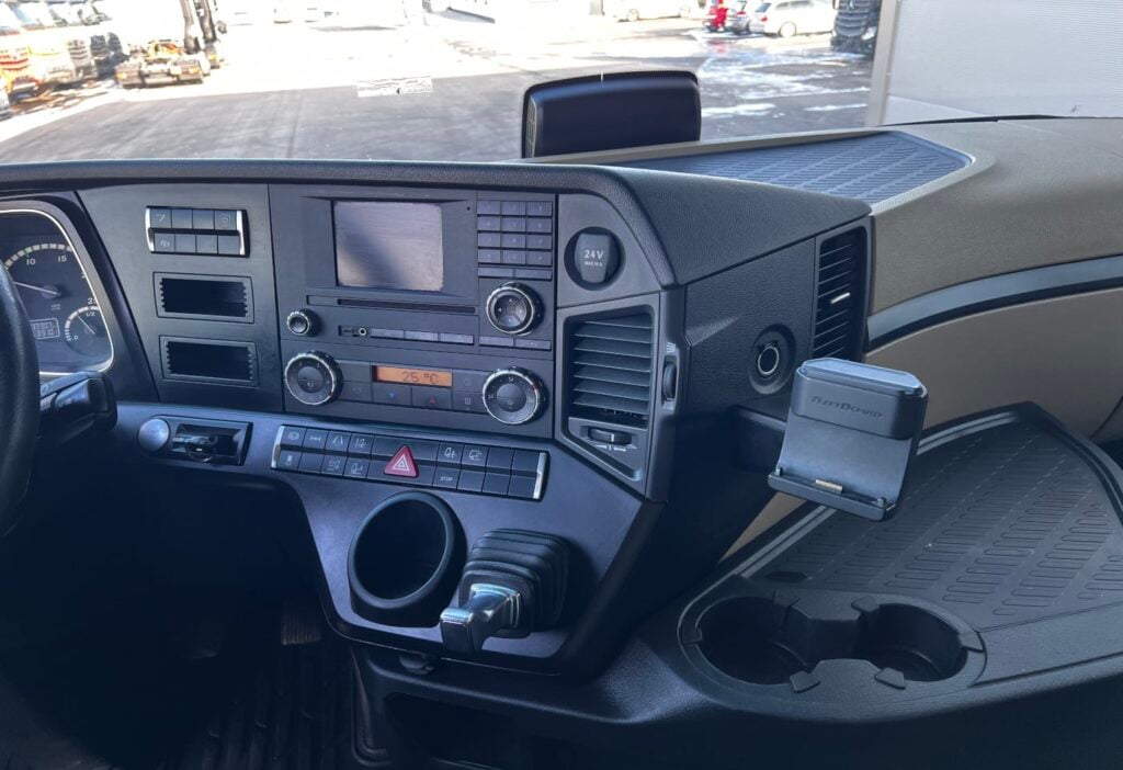 (D) 2016 MB-Actros 1845 4x2 SZM