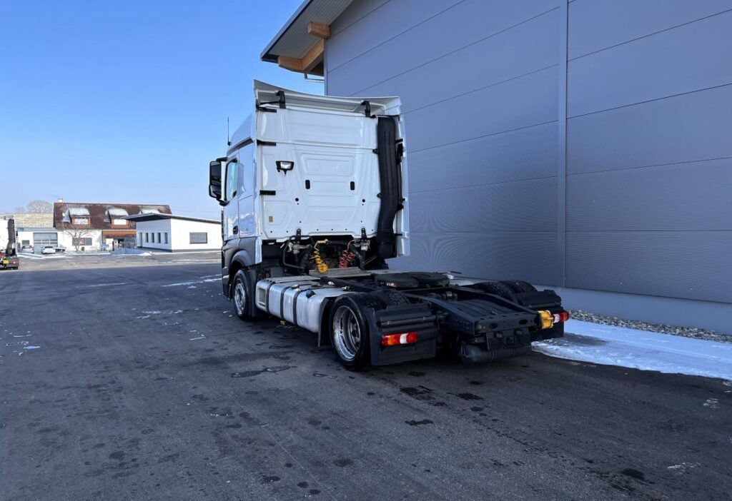 (D) 2016 MB-Actros 1845 4x2 SZM