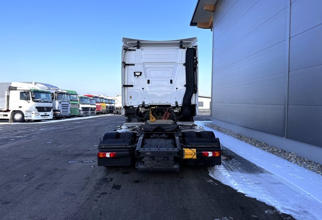 (D) 2016 MB-Actros 1845 4x2 SZM