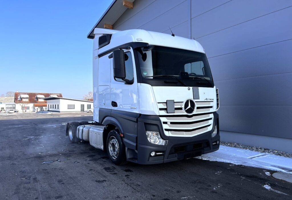 (D) 2016 MB-Actros 1845 4x2 SZM