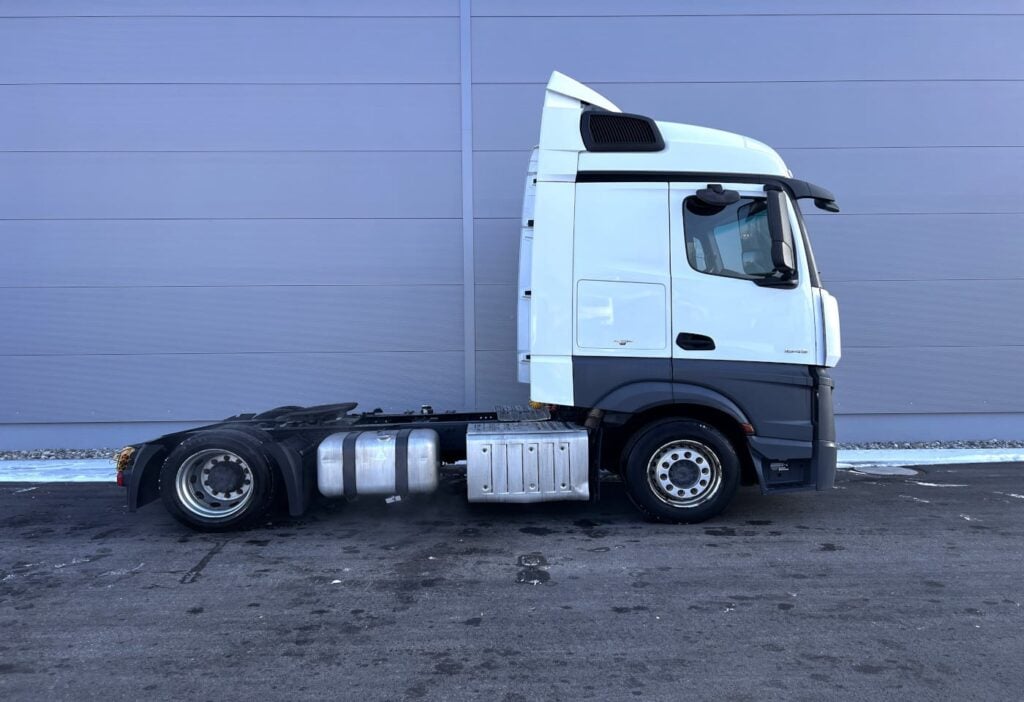 (D) 2016 MB-Actros 1845 4x2 SZM