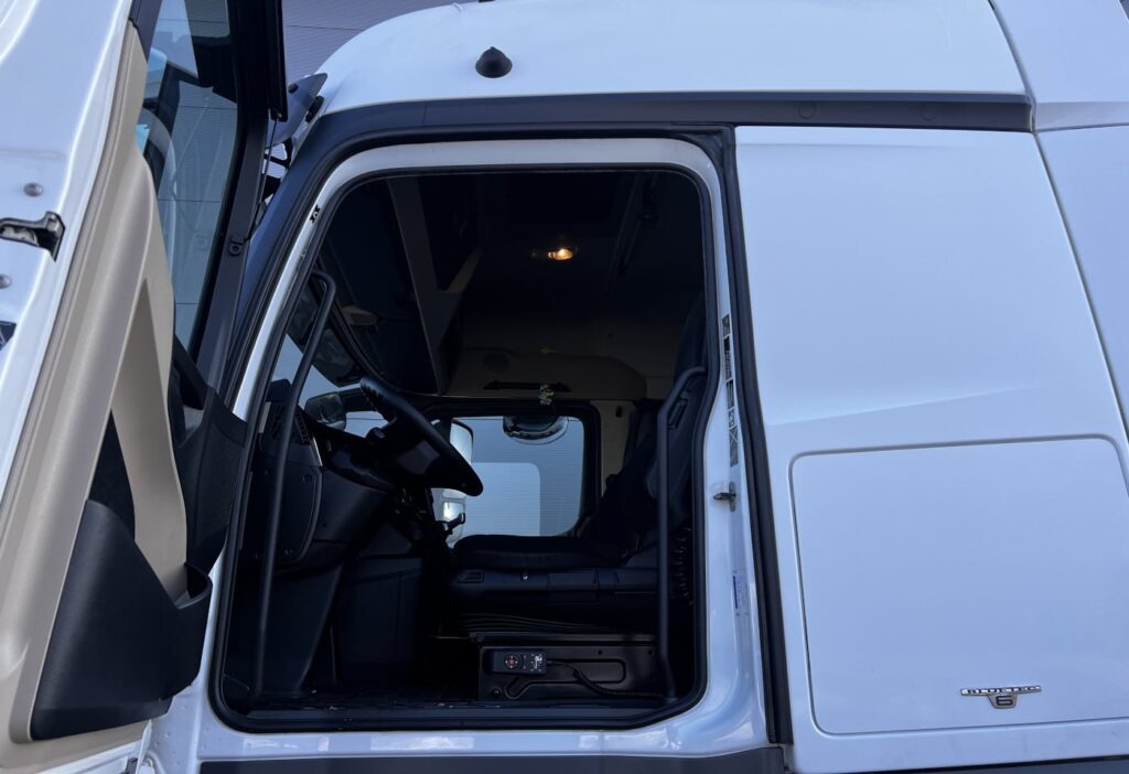 (D) 2016 MB-Actros 1845 4x2 SZM
