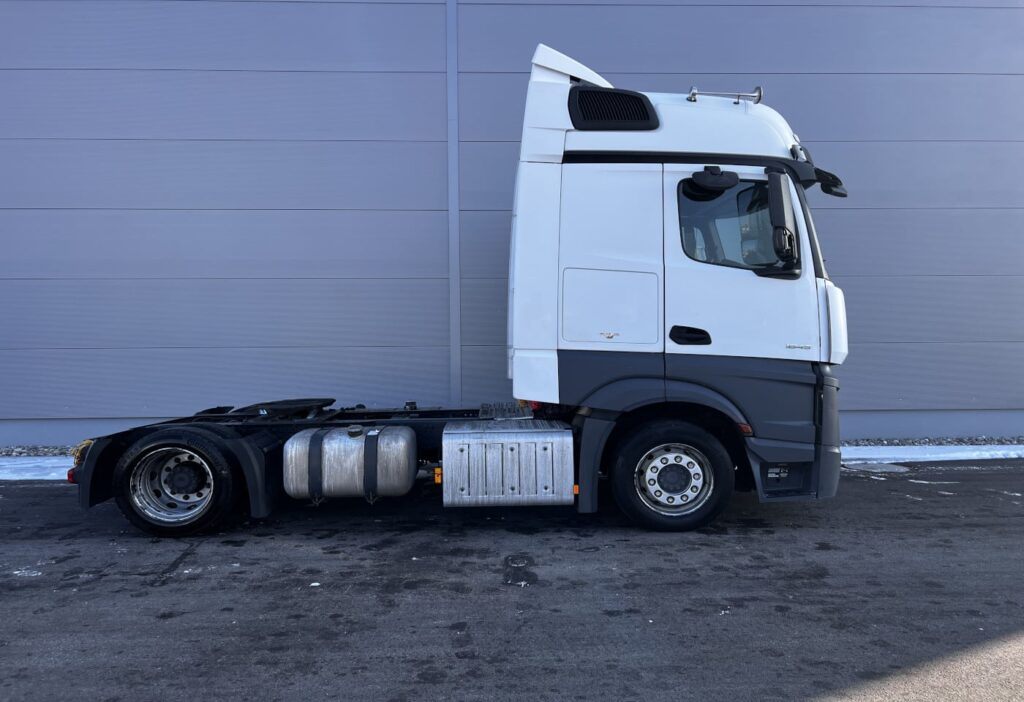 (D) 2016 MB-Actros 1845 4x2 SZM