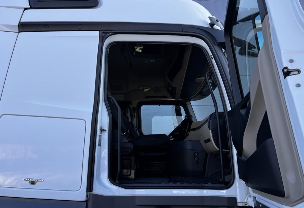 (D) 2016 MB-Actros 1845 4x2 SZM