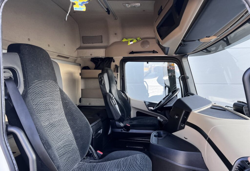 (D) 2016 MB-Actros 1845 4x2 SZM