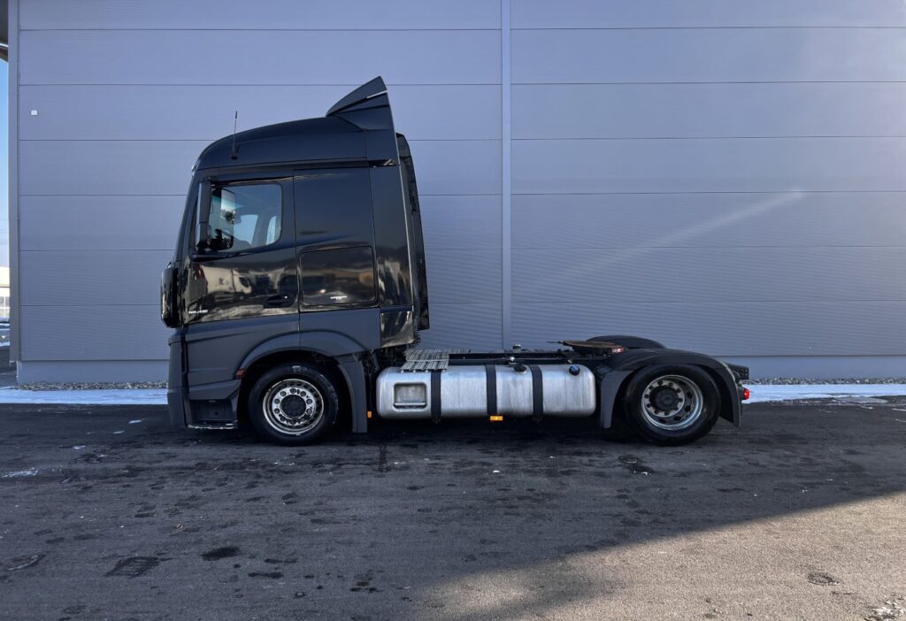 (D) 2017 MB-Actros 1845 4x2 SZM