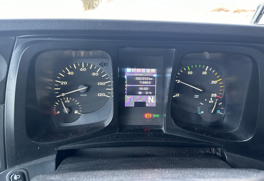 2015 MB-Arocs 3245 8x4 2-SK