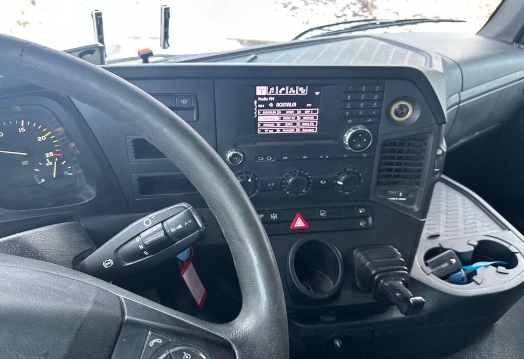 2015 MB-Arocs 3245 8x4 2-SK
