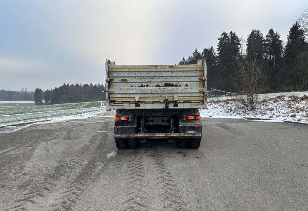 2015 MB-Arocs 3245 8x4 2-SK