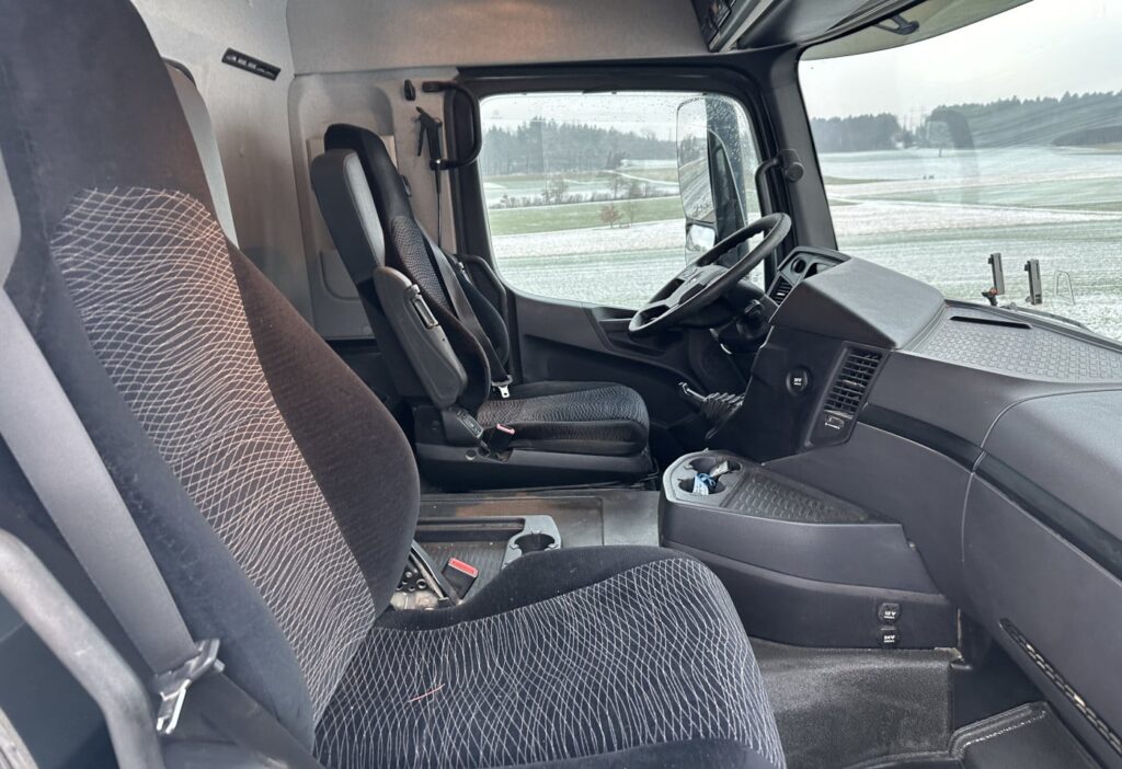 2015 MB-Arocs 3245 8x4 2-SK