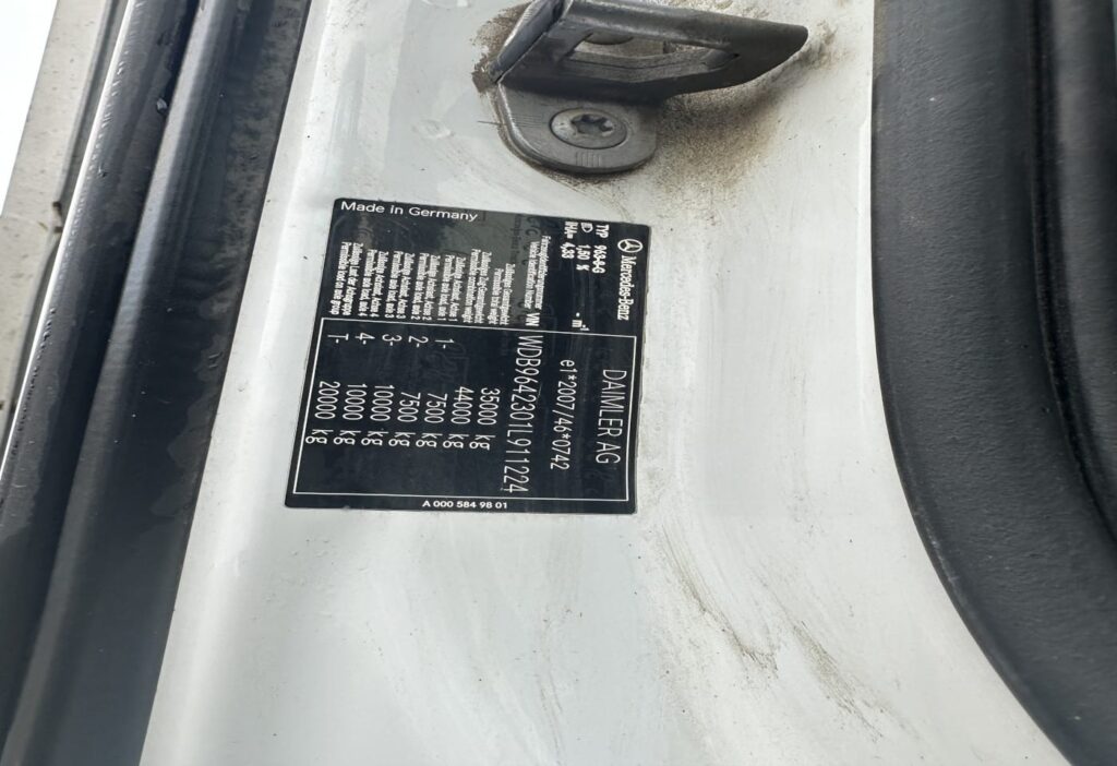 2015 MB-Arocs 3245 8x4 2-SK