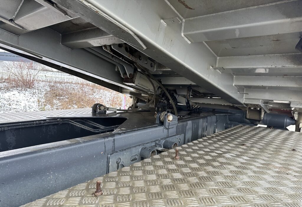 2015 MB-Arocs 3245 8x4 2-SK