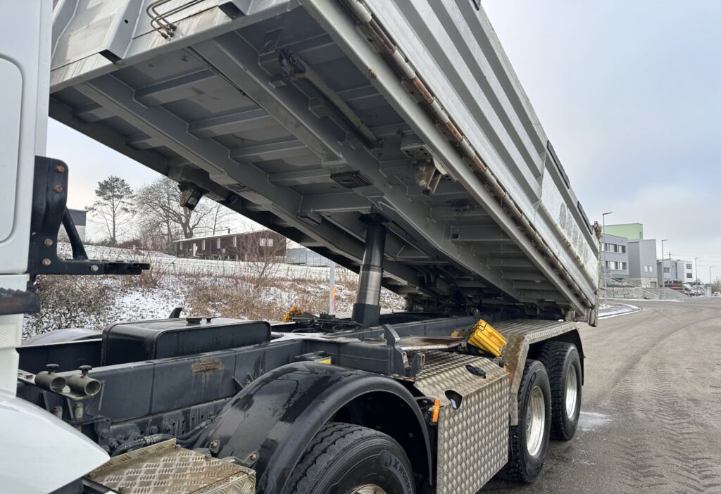 2015 MB-Arocs 3245 8x4 2-SK
