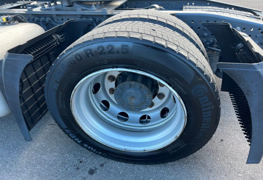 (D) 2017 MB-Actros 1842 4x2 SZM