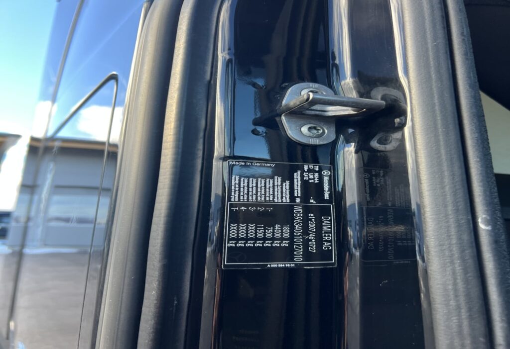 (D) 2017 MB-Actros 1842 4x2 SZM