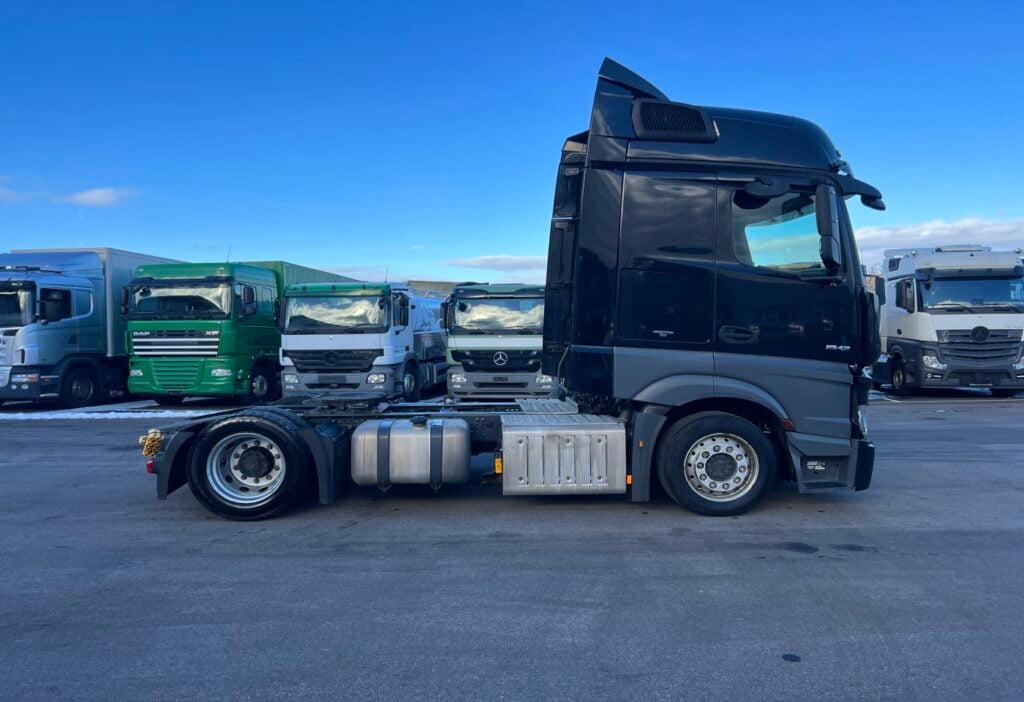 (D) 2017 MB-Actros 1842 4x2 SZM