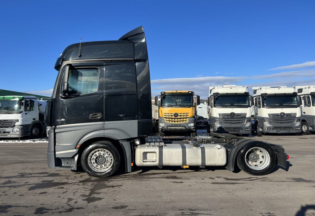 (D) 2017 MB-Actros 1842 4x2 SZM