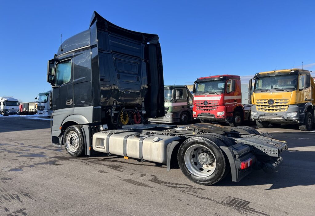 (D) 2017 MB-Actros 1842 4x2 SZM