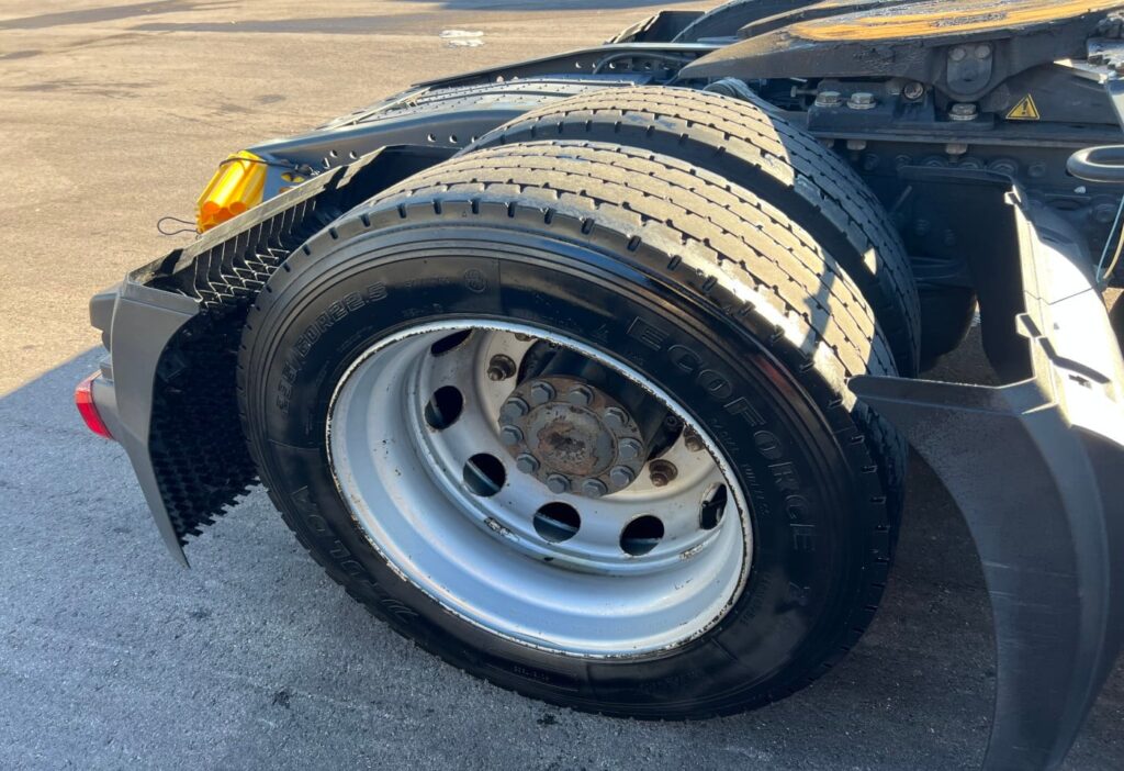 (D) 2017 MB-Actros 1842 4x2 SZM