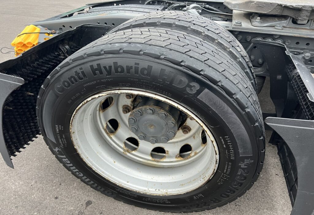 (D) 2017 MB-Actros 1842 4x2 SZM