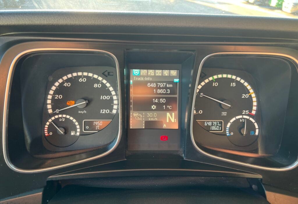 (D) 2016 MB-Actros 1845 4x2 SZM