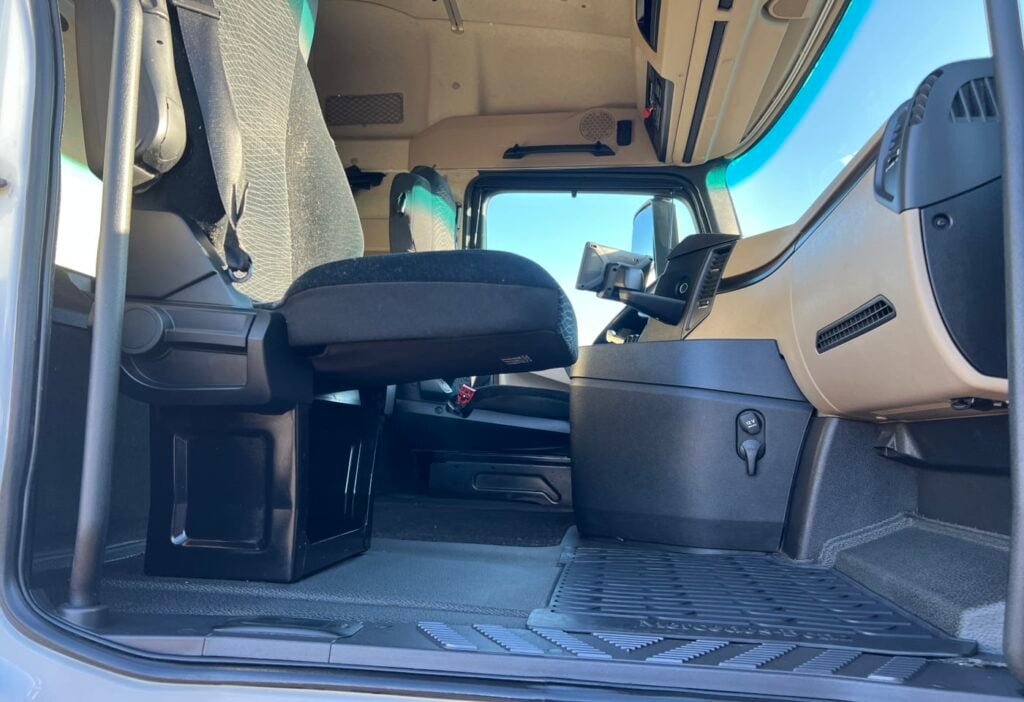 (D) 2016 MB-Actros 1845 4x2 SZM