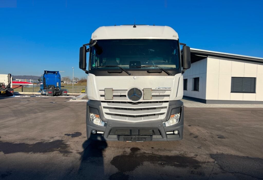 (D) 2016 MB-Actros 1845 4x2 SZM