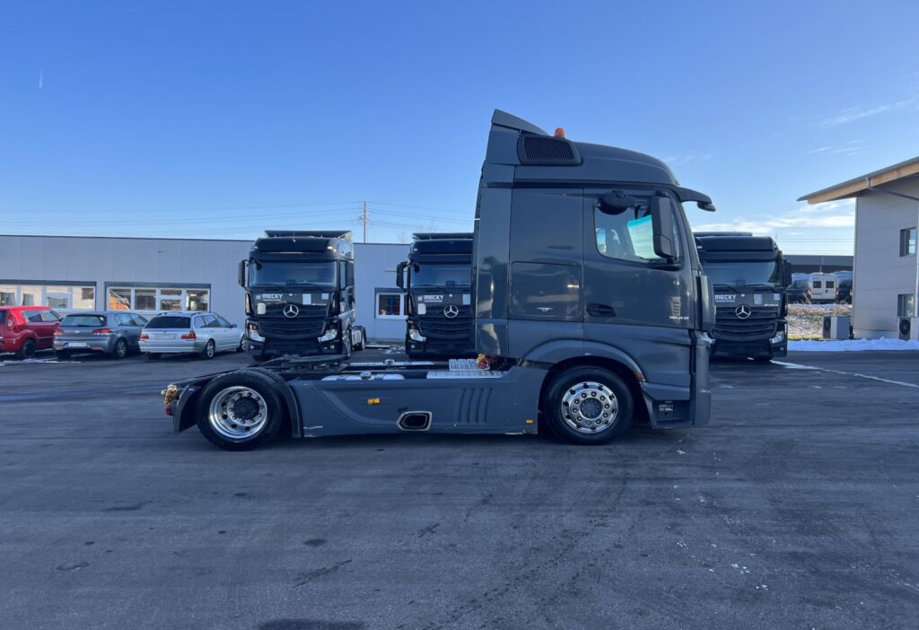 (D) 2016 MB-Actros 1843 4x2 SZM