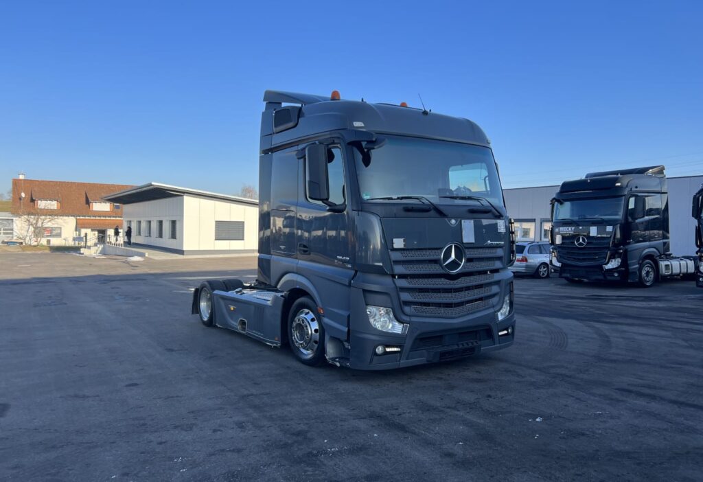 (D) 2016 MB-Actros 1843 4x2 SZM