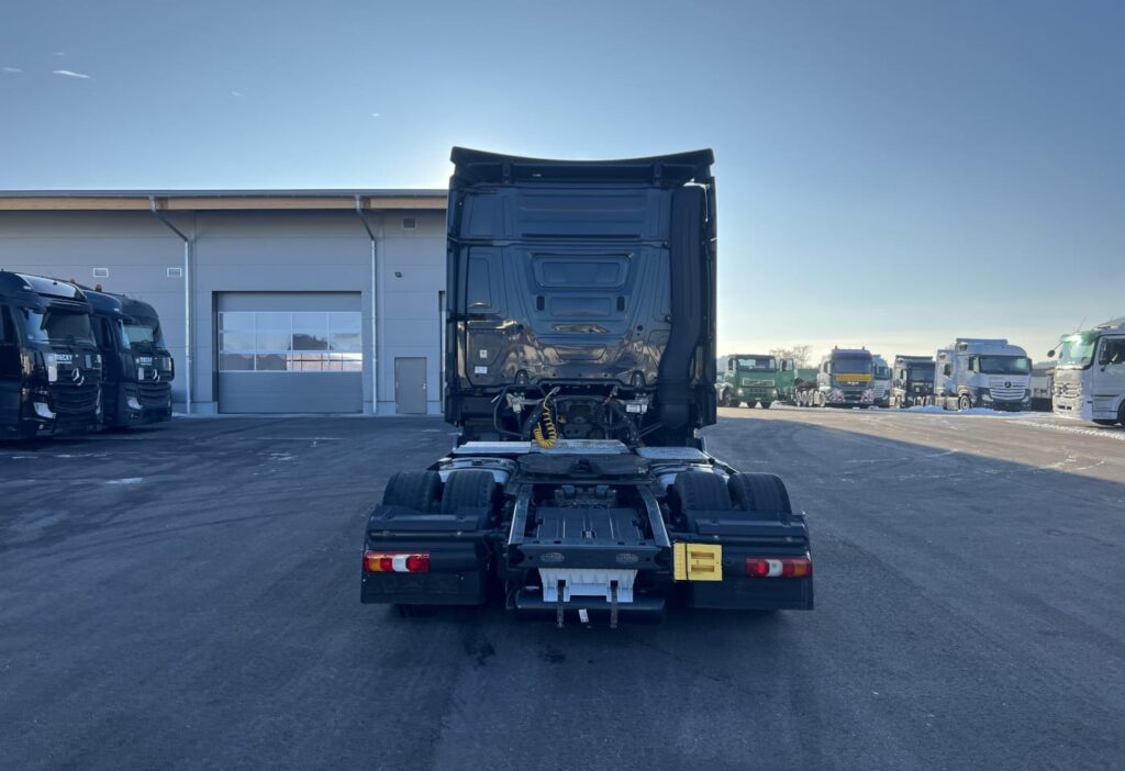 (D) 2016 MB-Actros 1843 4x2 SZM