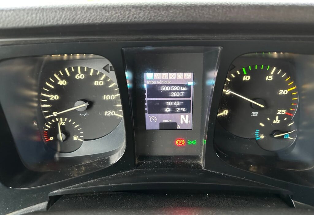 2015 MB-Arocs 3245 8x4 2-SK
