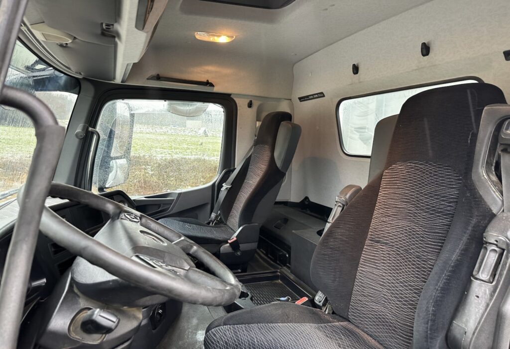 2015 MB-Arocs 3245 8x4 2-SK