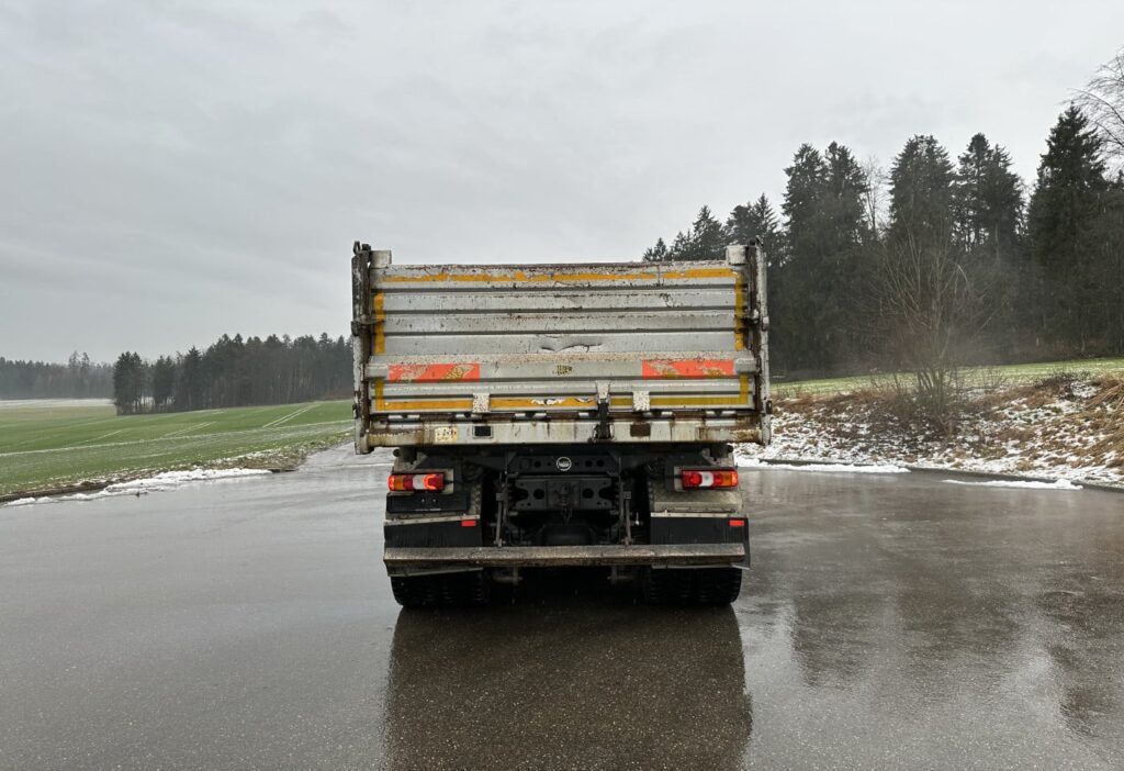 2015 MB-Arocs 3245 8x4 2-SK