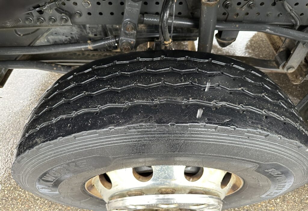 2015 MB-Arocs 3245 8x4 2-SK