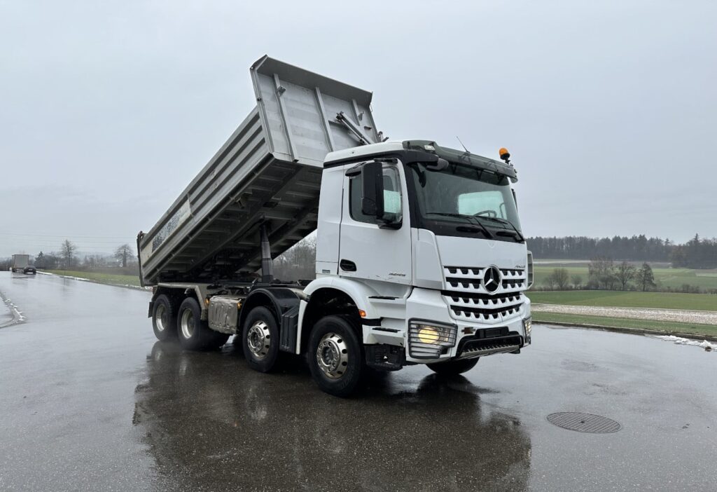 2015 MB-Arocs 3245 8x4 2-SK